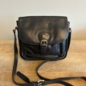 Etienne Aigner Black Leather Saddle Handbag Crossbody Shoulder Bag Vintage EUC